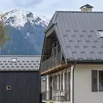 Lägenhet Overlooking Mont Blanc With Parking