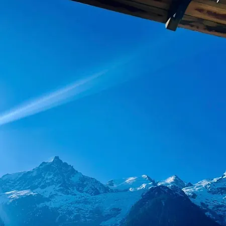 Overlooking Mont Blanc With Parking * Chamonix
